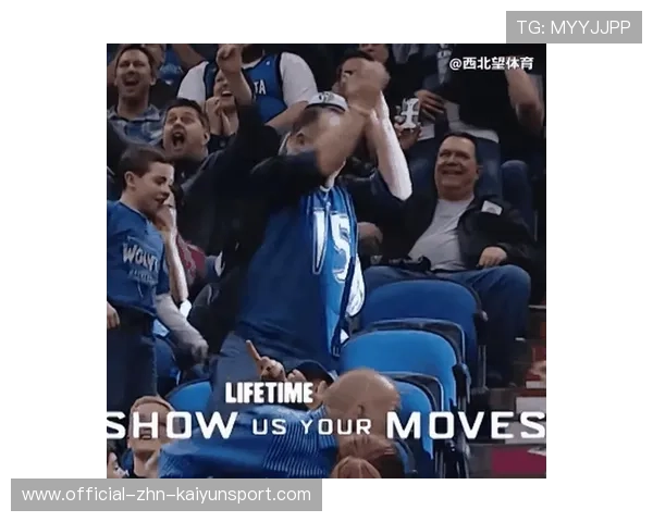 球迷爆棚：现场气氛热烈，激情四射！，球迷狂热